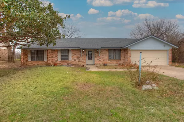 2904 Portales Drive, Fort Worth, TX 76116