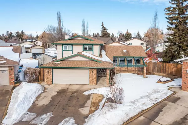 Red Deer, AB T4R 1Y8,21 Elkin Close