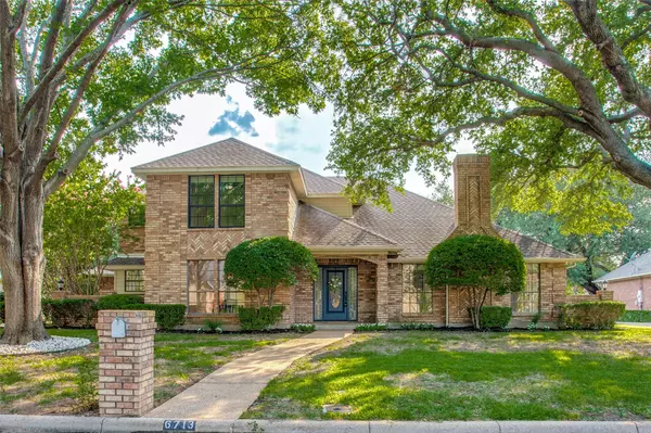 6713 Ashbrook Drive, Fort Worth, TX 76132