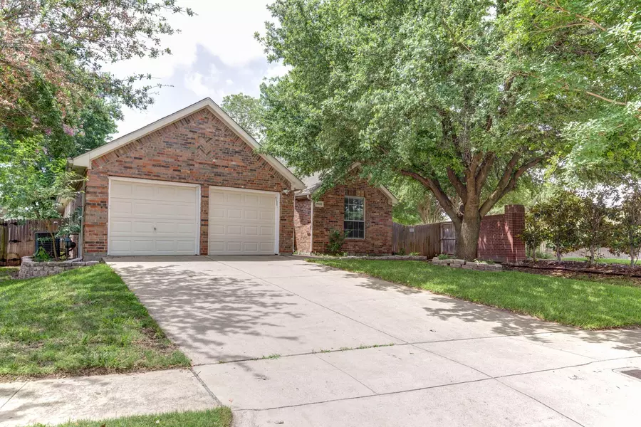 4500 Gila Bend Lane, Fort Worth, TX 76137