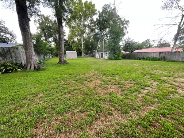 Mansfield, LA 71052,904 Pegues Street