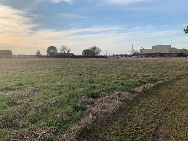 Pauls Valley, OK 73075,2.13 Acres - Enterprise Boulevard