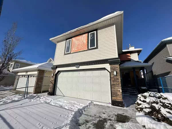 Calgary, AB T2Z 2T3,136 Douglas Ridge GN SE