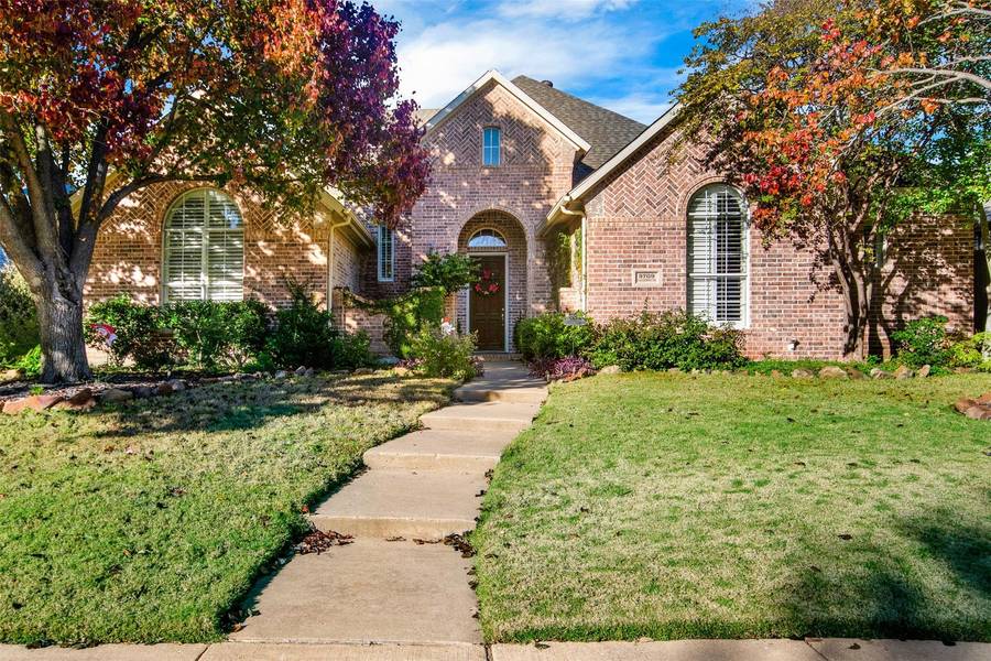 5709 Eaglebend Drive, Richardson, TX 75082