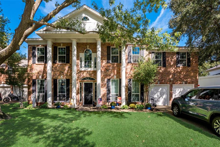 2715 Redstone Drive, Arlington, TX 76001