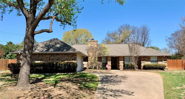 2954 Tumbleweed Court, Grapevine, TX 76051