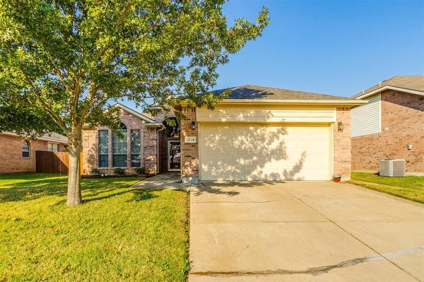 1036 Junegrass Lane, Crowley, TX 76036