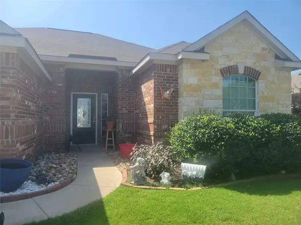 Crowley, TX 76036,1213 Switchgrass Lane