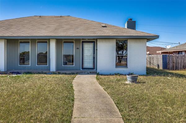 1913 Rew Avenue, Duncanville, TX 75137