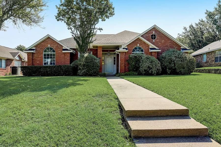 6206 Kittyhawk Drive, Rowlett, TX 75089