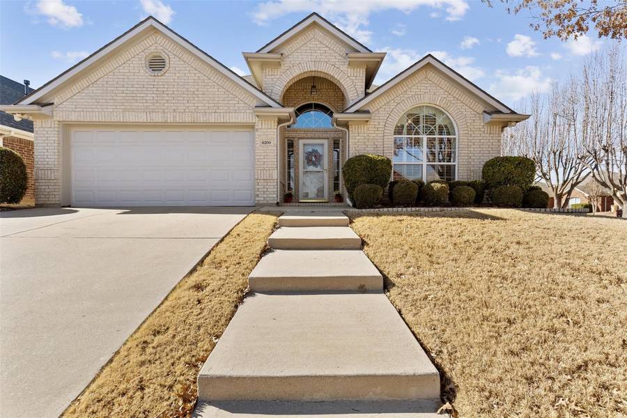 6200 Gillispie Drive, Fort Worth, TX 76132