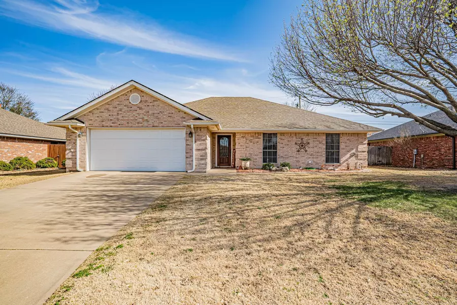 646 Bluebonnet Street, Stephenville, TX 76401