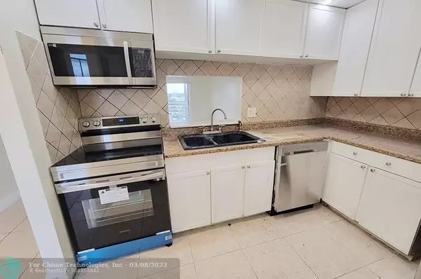 Lauderhill, FL 33313,2800 NW 56th Ave #A401