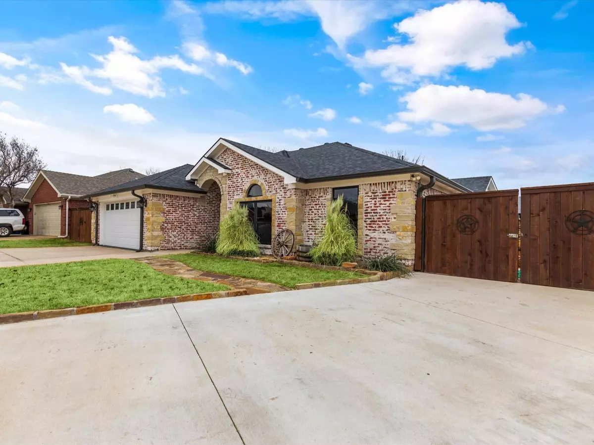 Fort Worth, TX 76137,3904 Periwinkle Drive