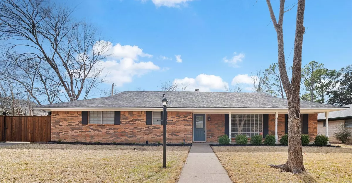 Arlington, TX 76012,1504 Cochise Drive