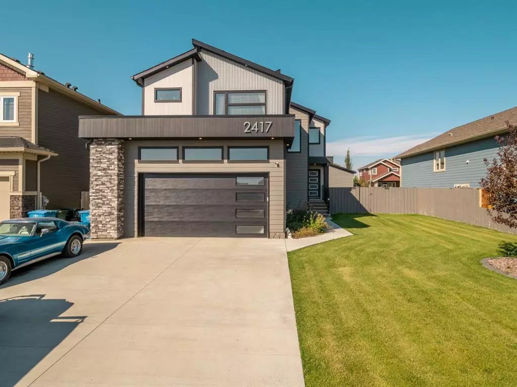 Coaldale, AB T1M 0E6,2417 Aspen DR