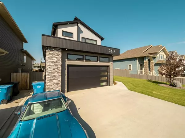 Coaldale, AB T1M 0E6,2417 Aspen DR