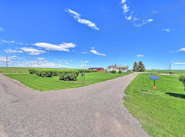 Rural Foothills County, AB T0L 0P0,610242 Meridian ST