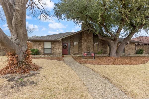 631 Sheffield Drive, Richardson, TX 75081