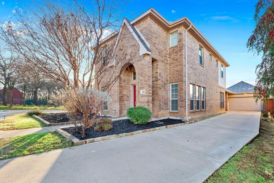 306 Republic Lane, Euless, TX 76040