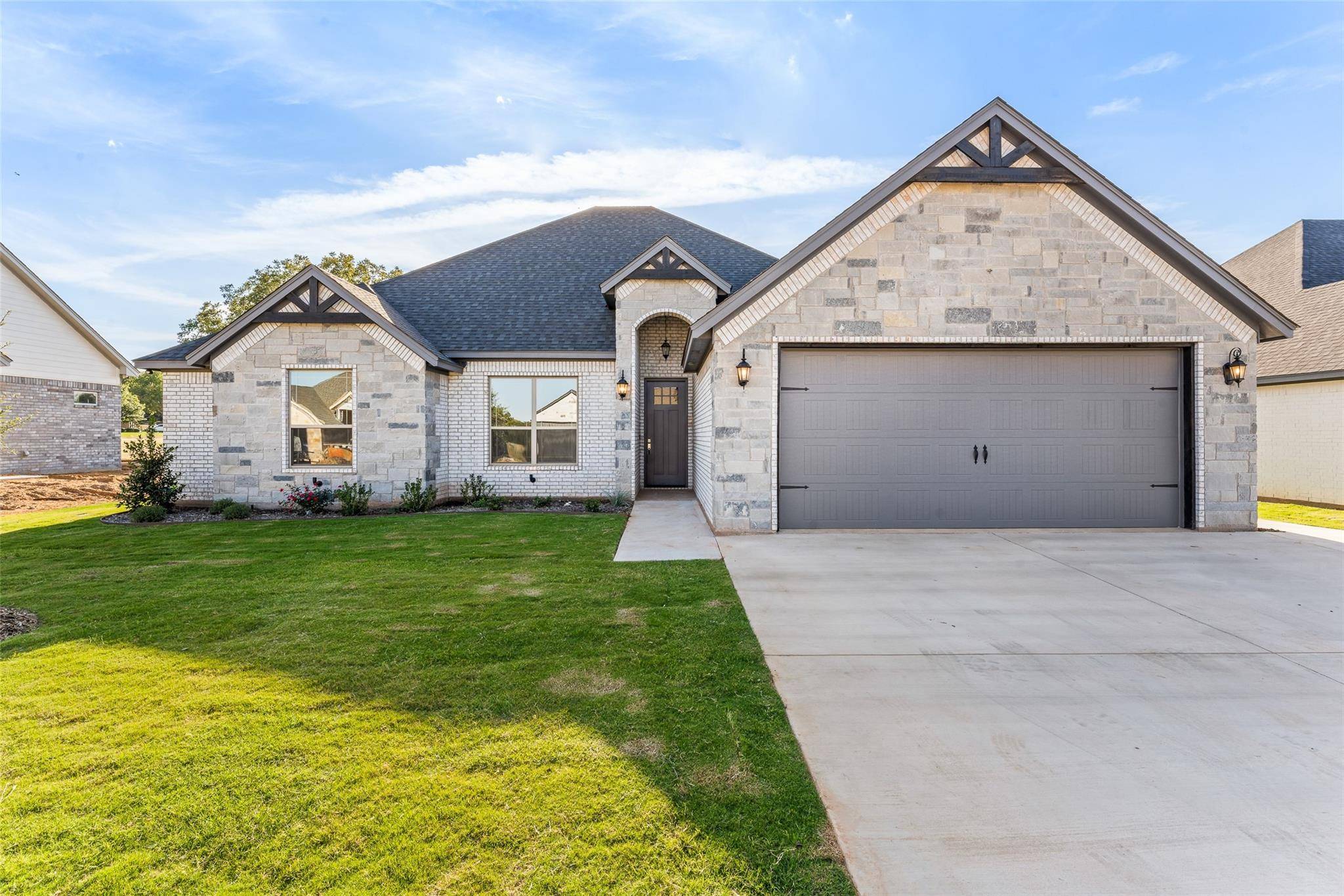 165 Crenshaw Court, Stephenville, TX 76401
