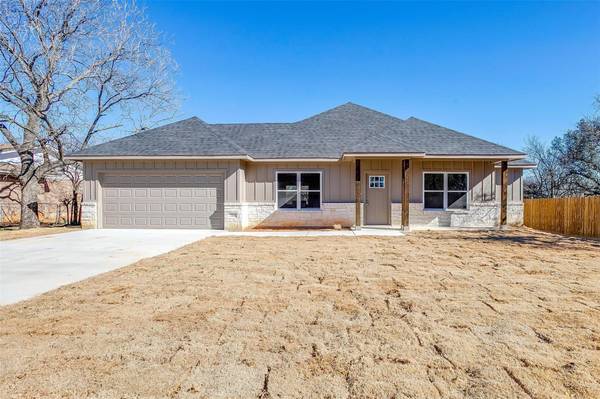 715 N Miller Street,  Stephenville,  TX 76401