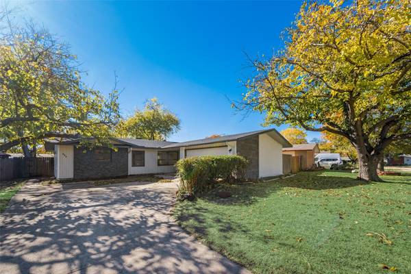 827 Fontana Avenue, Richardson, TX 75080