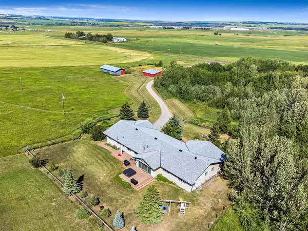 Rural Foothills County, AB T1S 0H1,402087 48 ST E