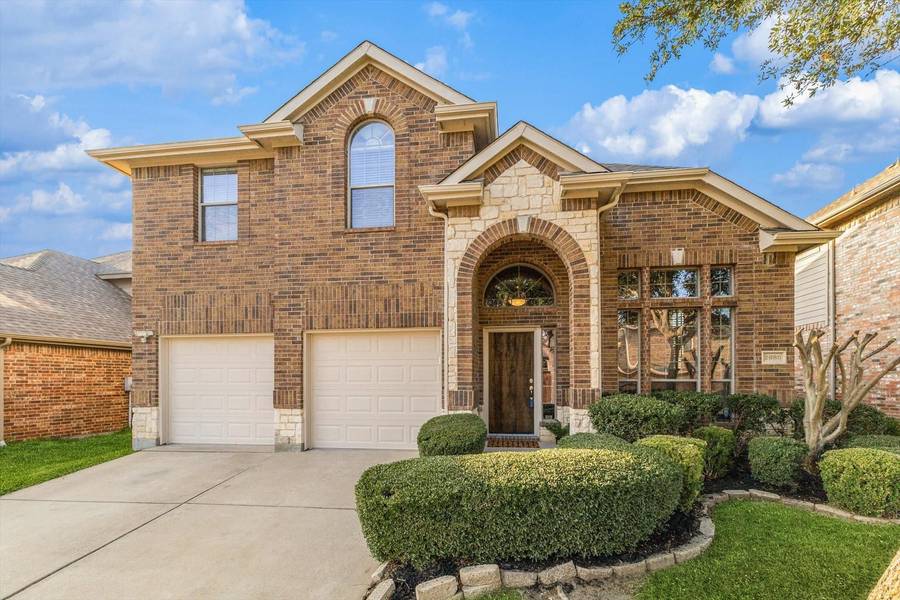 2680 Coral Cove Drive, Grand Prairie, TX 75054