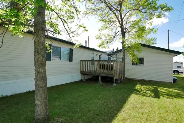 Three Hills, AB T0M 2A0,510 7 AVE N #40