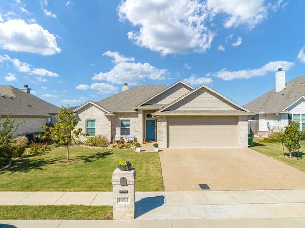 10021 Wildberry Drive, Waco, TX 76712