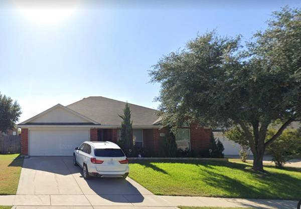 194 Adams Drive, Crowley, TX 76036