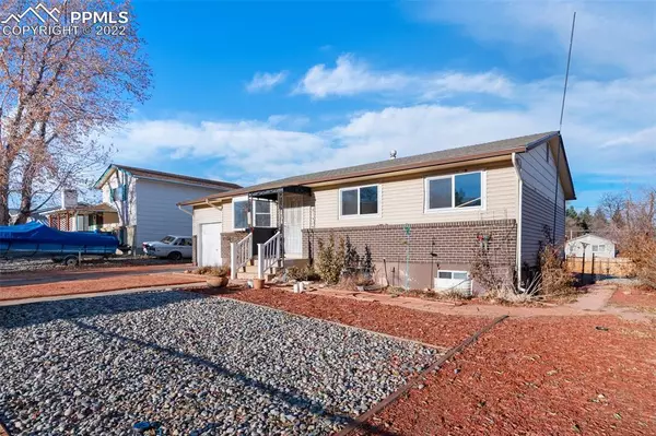 2245 Sumter DR, Colorado Springs, CO 80910