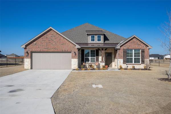 114 Mossy Creek Trail, Rhome, TX 76078