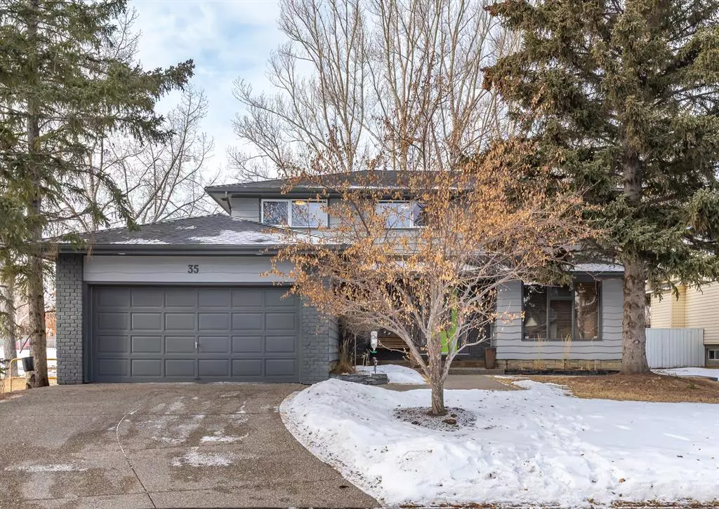 Calgary, AB T2W 1P8,35 Canata Close SW