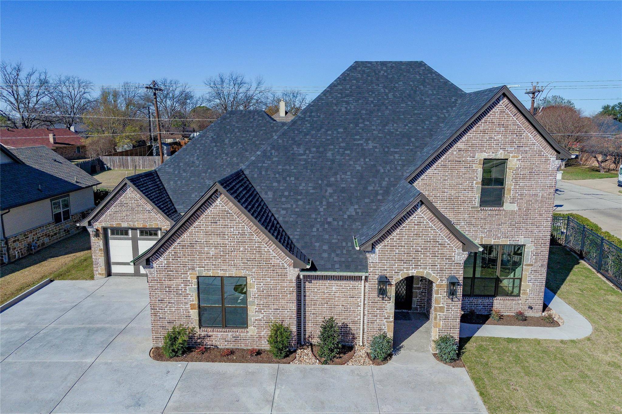 1001 Quarry Court, Granbury, TX 76048
