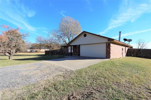 Springtown, TX 76082,331 Eagles Way