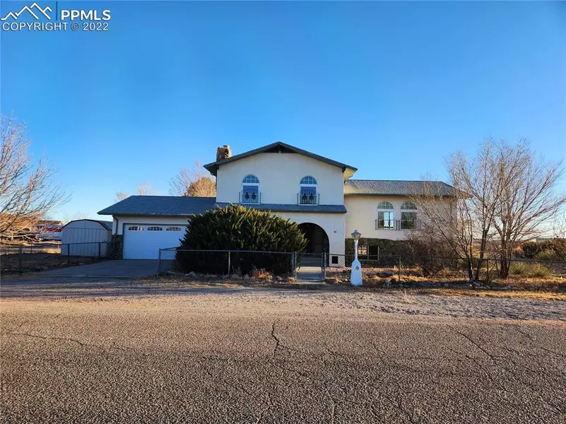 80 E Abarr DR, Pueblo West, CO 81007