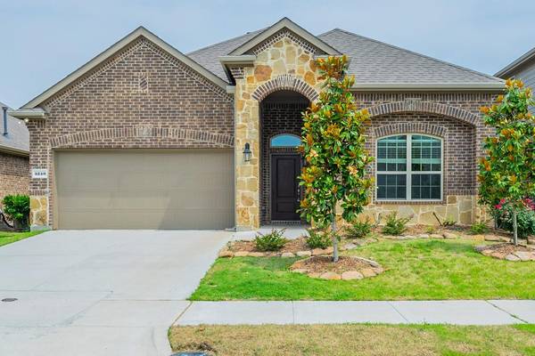 5240 Canfield Lane, Forney, TX 75126