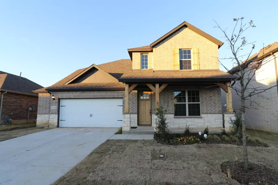 2831 Grand Lookout Lane, Arlington, TX 76001