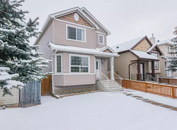 Calgary, AB T3J5G3,146 Taradale DR NE