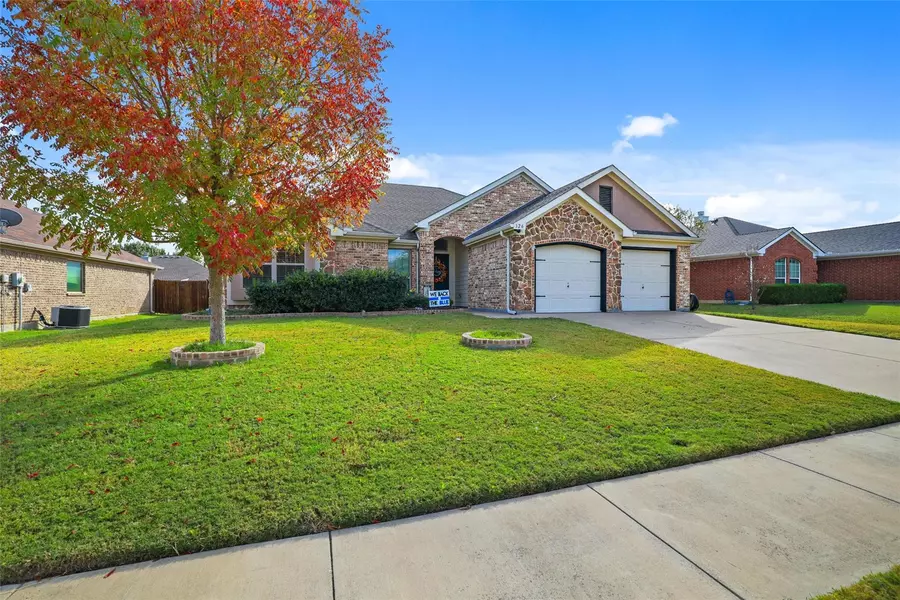 326 Choctaw Trail, Waxahachie, TX 75165