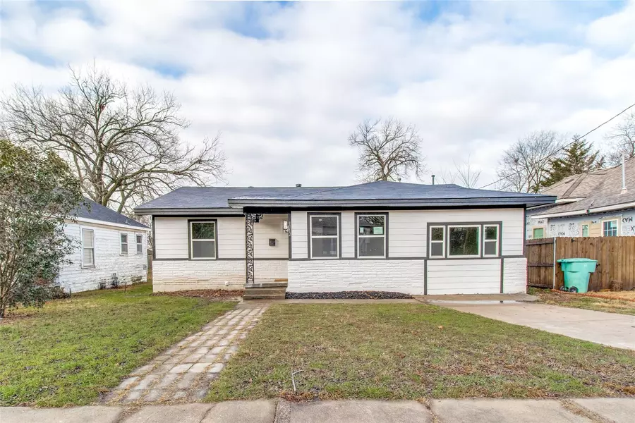 1012 S Willow Street, Sherman, TX 75090