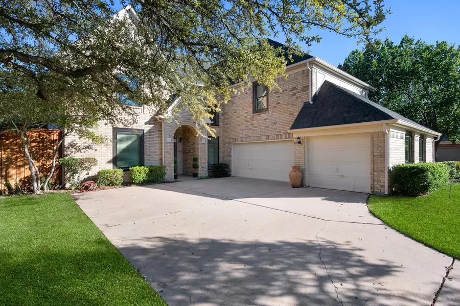 1505 Crowley Road, Arlington, TX 76012