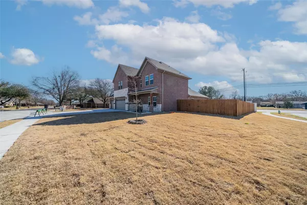 Greenville, TX 75402,5004 Peacock Lane