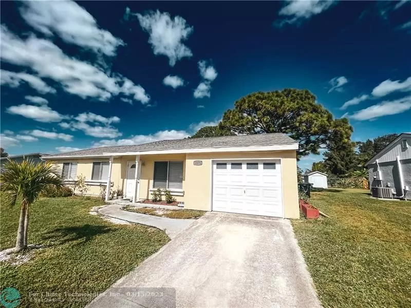 1171 SE Maxwell Ln, Port Saint Lucie, FL 34952