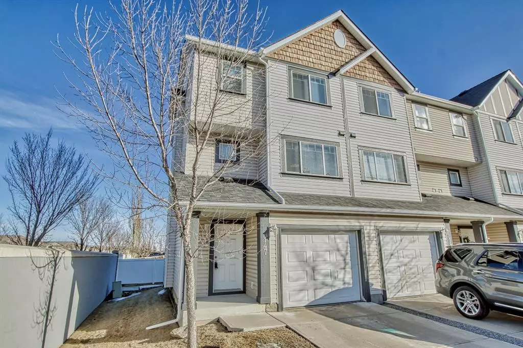 Calgary, AB T2Y 5B3,147 Everhollow HTS SW