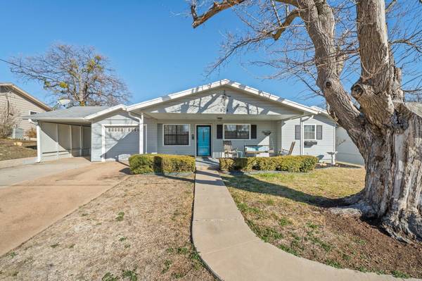 904 W 3rd Street, Coleman, TX 76834