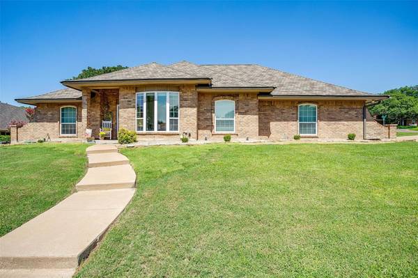 7800 Woodharbor Drive, Fort Worth, TX 76179