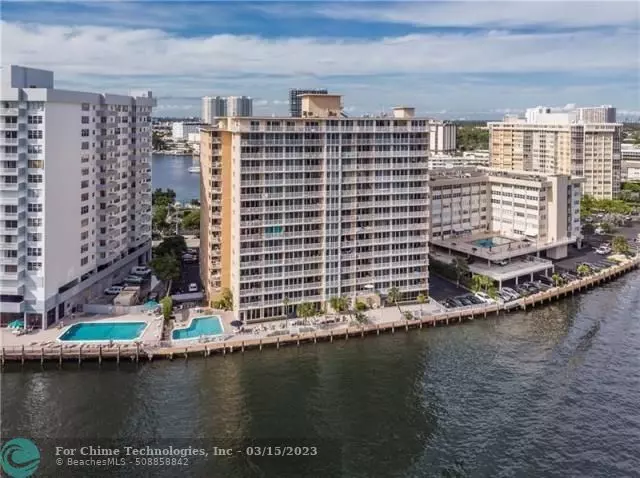 Hallandale Beach, FL 33009,121 Golden Isles Dr  #603